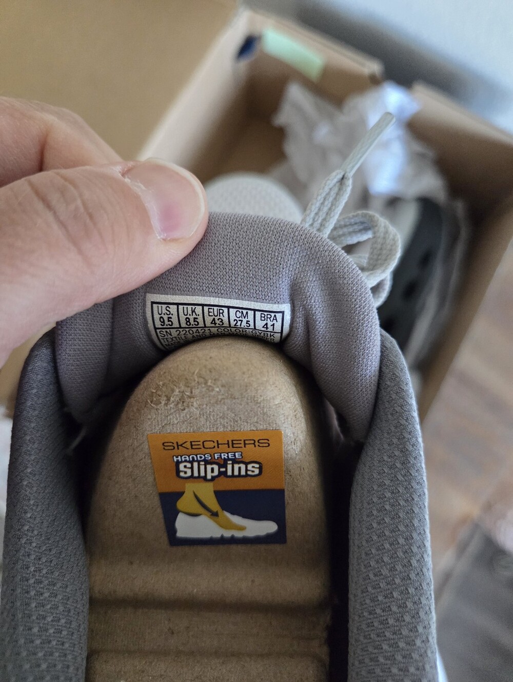 Skechers Mens Slip Ins Max Cushioning Glide Step Advert Shoes Size 9.5 NWT - Picture 6 of 9